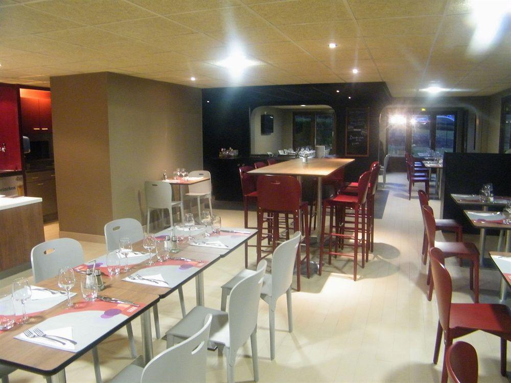 Campanile Saint Quentin Hotel Buitenkant foto